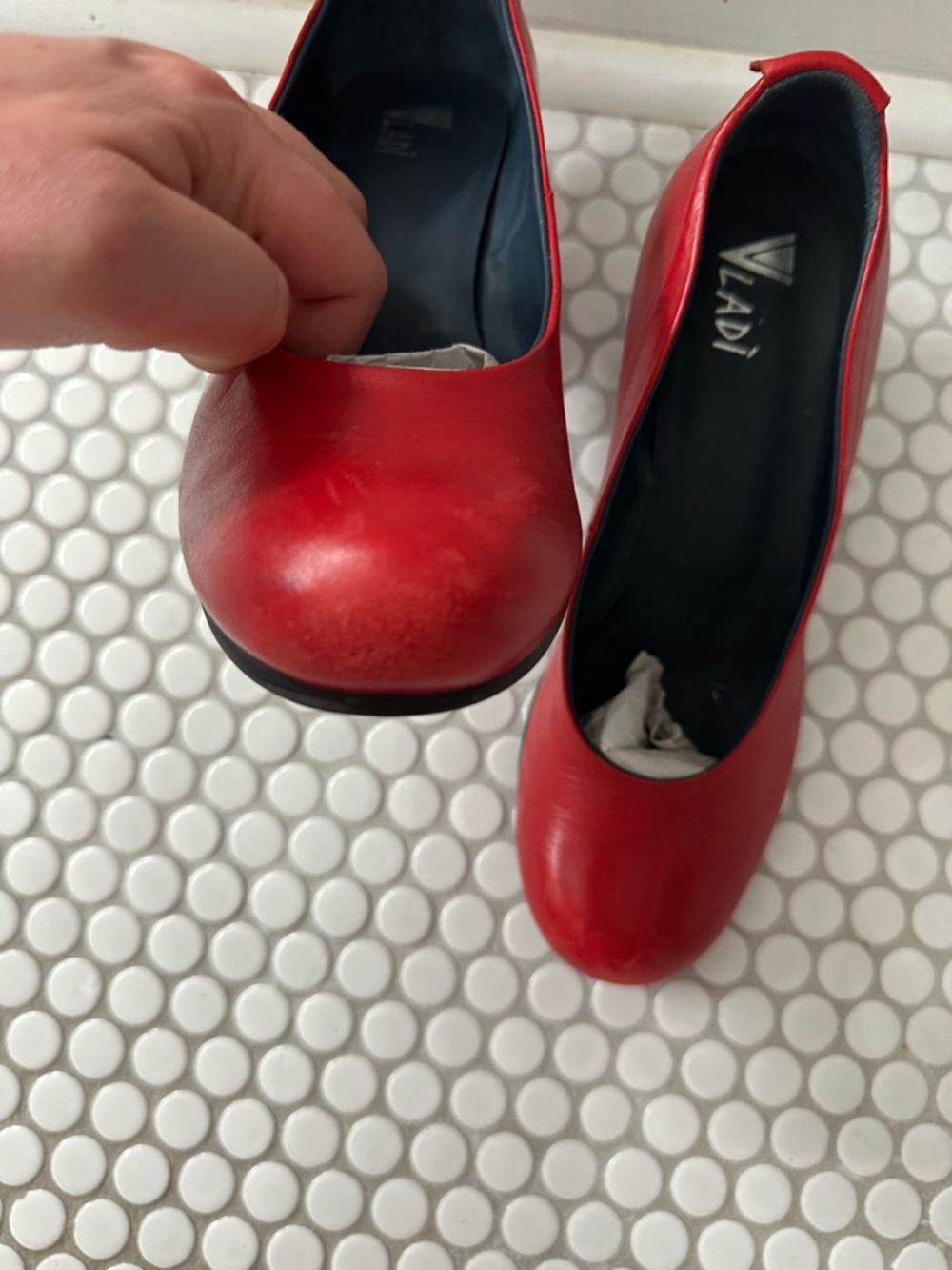 Italian Red Women's Round-Toe Heels 👠 - Picture 4 of 8